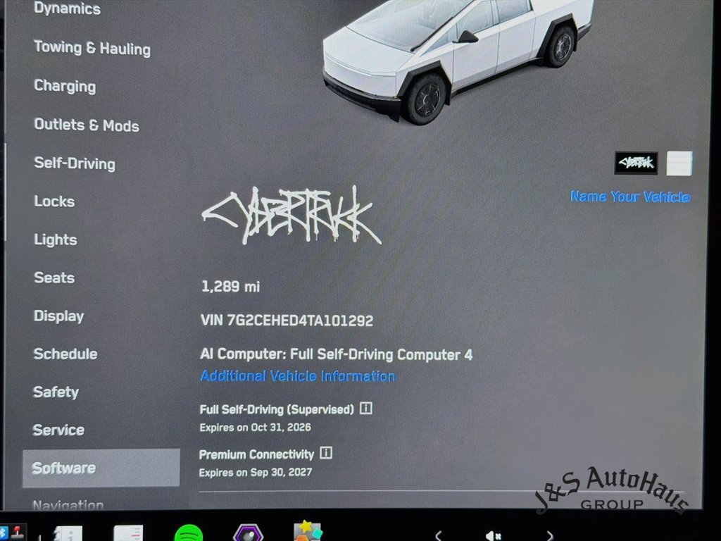 Used 2026 Tesla Cybertruck AWD Crew Cab image 15