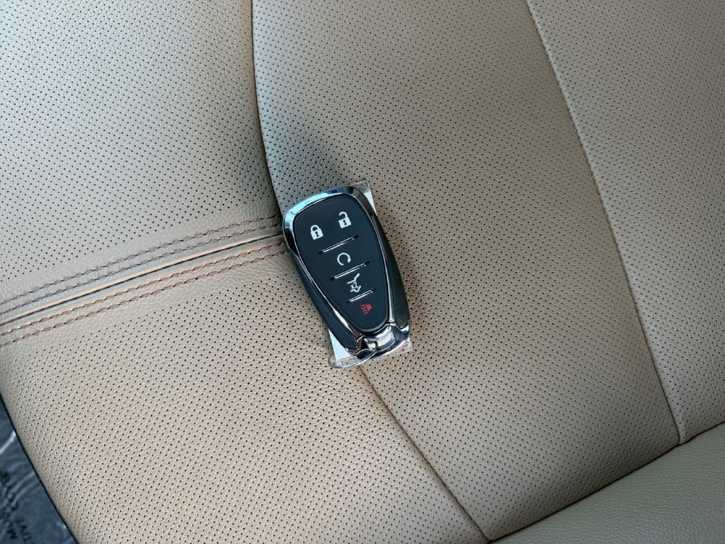 Used 2023 Chevrolet Equinox Premier AWD/4WD image 37