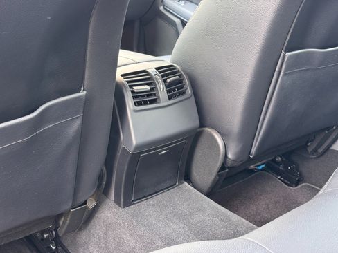 Used 2014 Mercedes-Benz E 350 PREMIUM 1 PKG / LANE TRACKING image 48