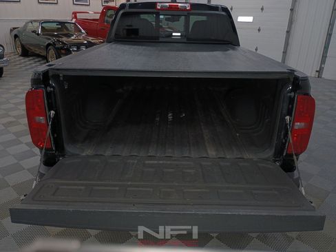 Used 2017 Chevrolet Colorado LT w/ LT Convenience Package AWD/4WD image 55