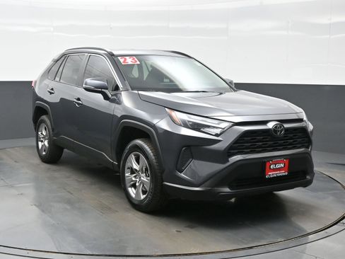 Used 2023 Toyota RAV4 XLE AWD/4WD image 8