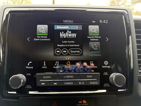 Used 2023 Nissan Frontier PRO-4X w/ Pro Convenience Package image 24