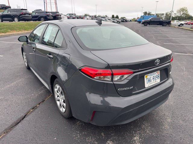 Used 2024 Toyota Corolla LE FWD image 5