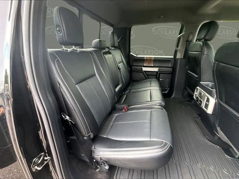 Used 2019 Ford F150 Lariat w/ Equipment Group 502A Luxury AWD/4WD image 18