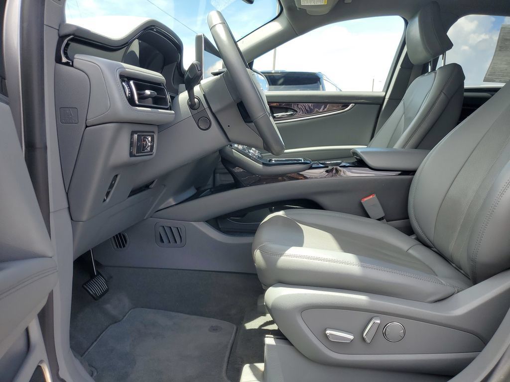 Used 2022 Lincoln Nautilus Reserve FWD image 5