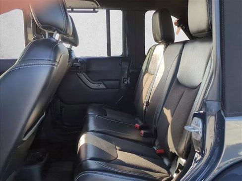 Used 2018 Jeep Wrangler Unlimited Sport image 20