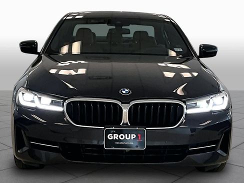 Used 2023 BMW 530i w/ Premium Package RWD image 3