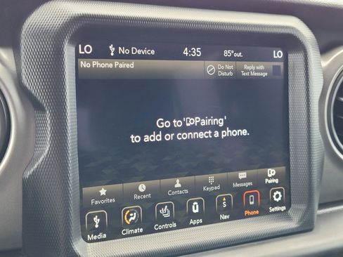 Used 2023 Jeep Gladiator Sport AWD/4WD image 19