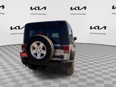 Used 2018 Jeep Wrangler Unlimited Sport S AWD/4WD image 8