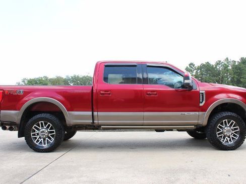 Used 2019 Ford F250 Lariat w/ Lariat Ultimate Package AWD/4WD image 19