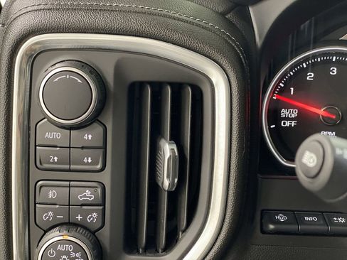 Used 2019 Chevrolet Silverado 1500 LTZ w/ LTZ Premium Package AWD/4WD image 16