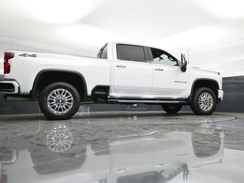Used 2020 Chevrolet Silverado 2500 High Country w/ Gooseneck/5TH Wheel Package AWD/4WD image 57