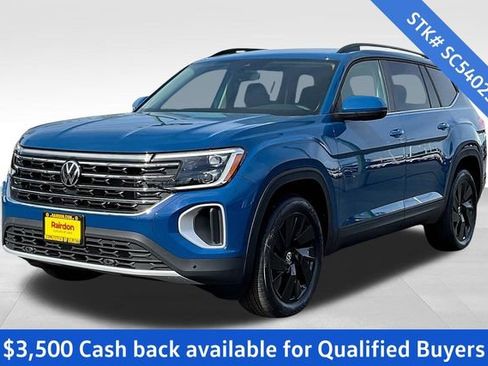 New 2025 Volkswagen Atlas SE image 2