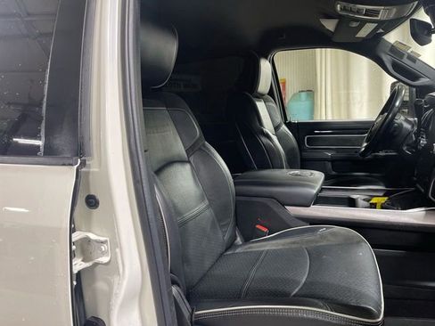 Used 2023 RAM 2500 Laramie image 24