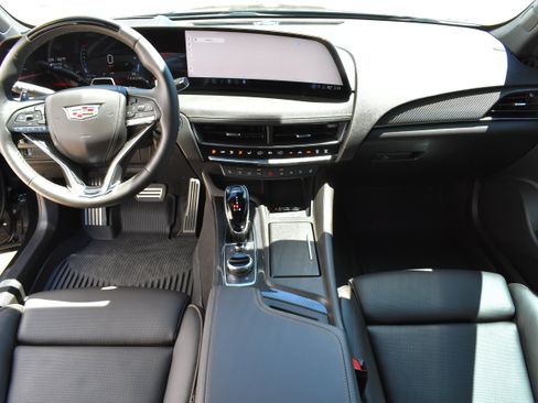 Used 2026 Cadillac CT5 V w/ Technology Package RWD image 16
