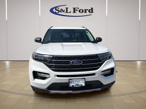 Certified 2023 Ford Explorer XLT w/ Equipment Group 202A AWD/4WD image 12