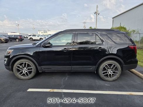 Used 2017 Ford Explorer Sport w/ Equipment Group 401A AWD/4WD image 6