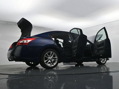 Used 2010 Nissan Maxima 3.5 S FWD image 29
