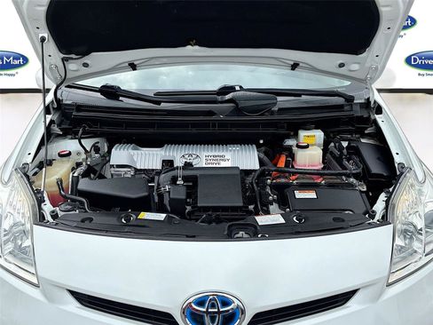 Used 2015 Toyota Prius Two FWD image 27