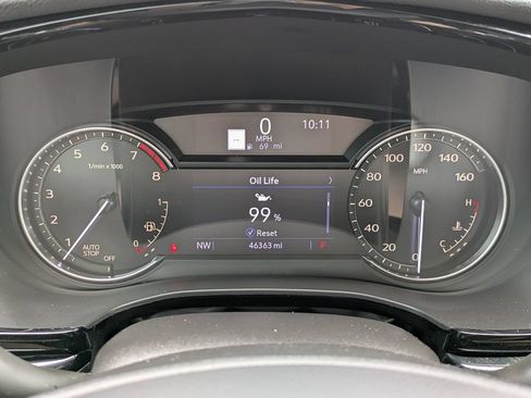 Used 2023 Cadillac XT6 Premium Luxury FWD image 28