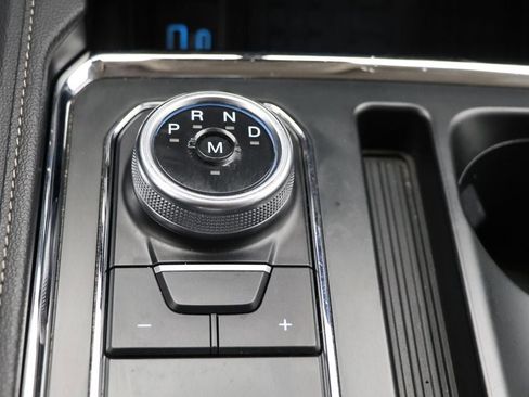 Used 2024 Ford Expedition Max XLT image 26