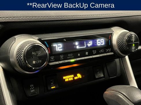 Used 2020 Toyota RAV4 XLE image 7