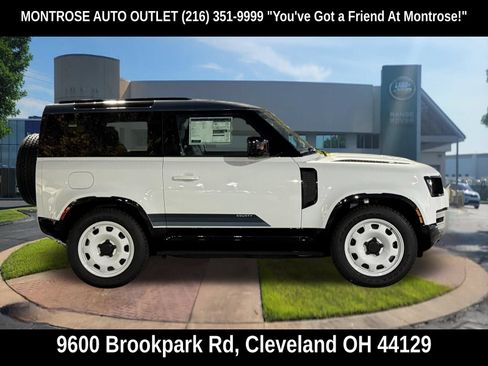 Certified 2025 Land Rover Defender 90 S AWD/4WD image 7