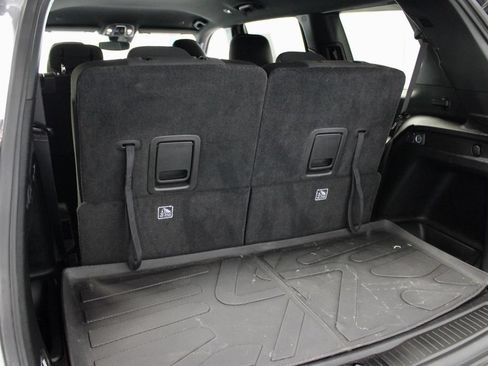 Used 2024 Jeep Grand Cherokee L Laredo AWD/4WD image 14