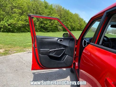 Used 2021 Kia Soul S image 12