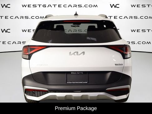 Used 2025 Kia Sportage EX w/ Premium Package FWD image 4