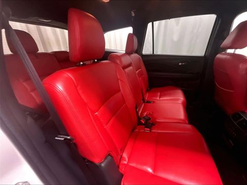 Used 2022 Honda Pilot Sport image 16