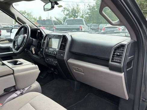 Used 2018 Ford F150 XLT w/ Equipment Group 302A Luxury AWD/4WD image 17