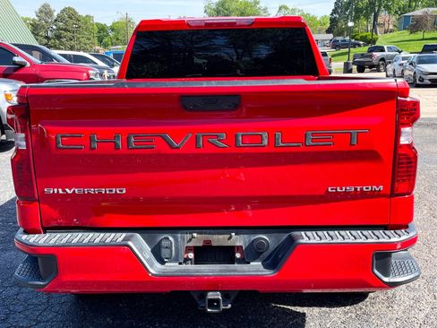 Used 2022 Chevrolet Silverado 1500 Custom image 8