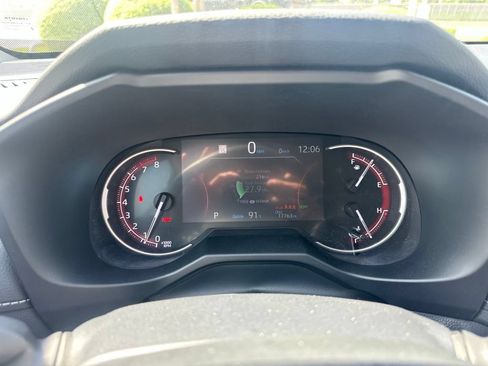 Used 2023 Toyota RAV4 XLE FWD image 16
