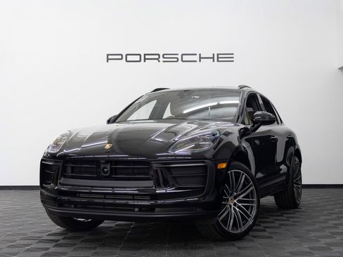 New 2026 Porsche Macan image 1