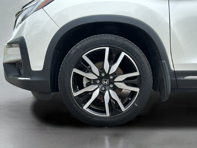 Used 2019 Honda Pilot Touring image 5