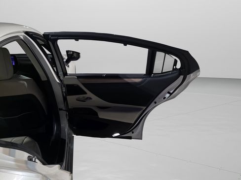 Certified 2024 Lexus ES 350 Ultra Luxury image 19