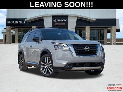 Used 2024 Nissan Pathfinder Platinum