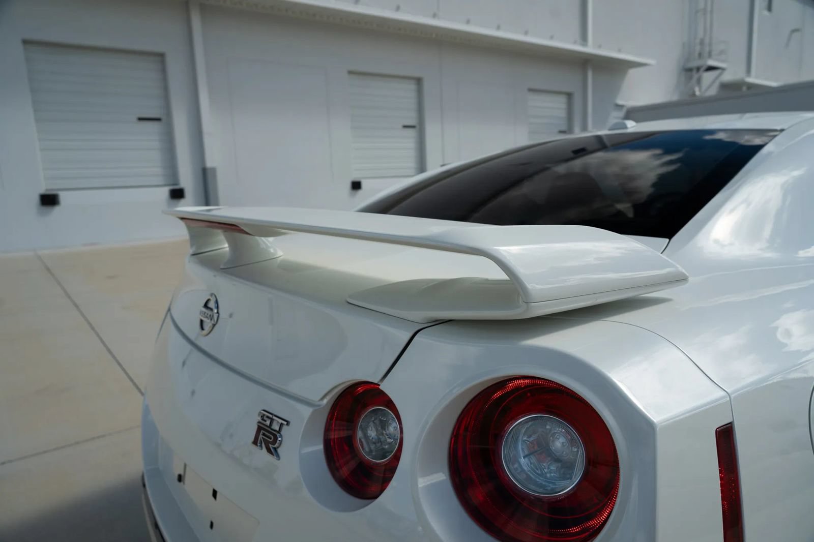 Used 2017 Nissan GT-R Premium w/ Premium Interior Package AWD/4WD image 70