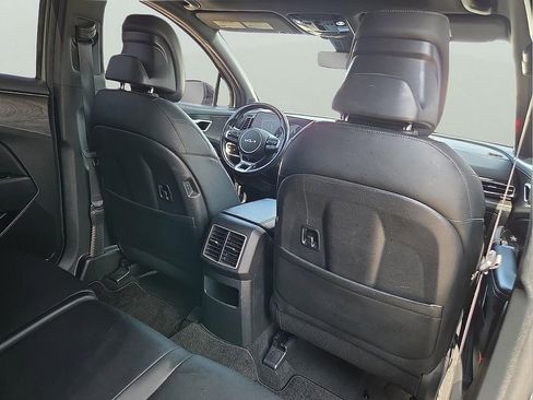 Used 2023 Kia Sportage X-Line w/ X-Line Premium Package AWD/4WD image 11