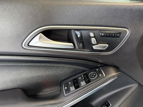 Used 2018 Mercedes-Benz CLA 250 w/ Premium Package image 12