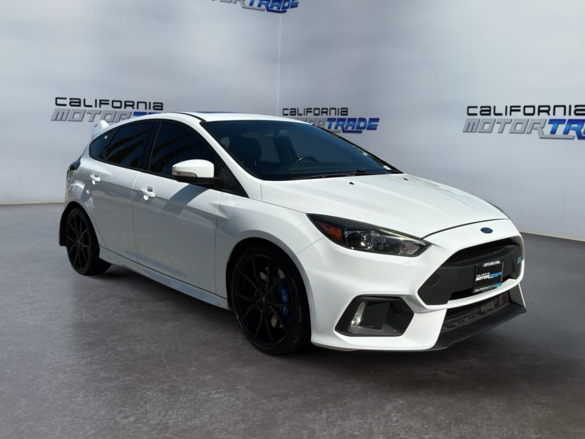 Used 2017 Ford Focus RS AWD/4WD image 3