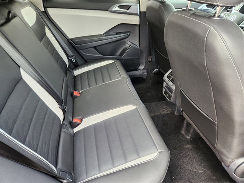 New 2025 Volkswagen Taos SEL image 21