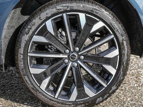 New 2026 Volvo XC60 B5 Ultra w/ Protection Package Premier image 10