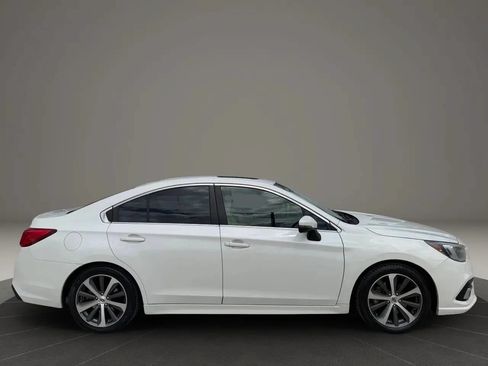 Used 2019 Subaru Legacy 3.6R Limited AWD/4WD image 8