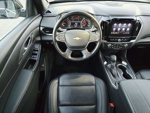 Used 2023 Chevrolet Traverse LT AWD/4WD image 7
