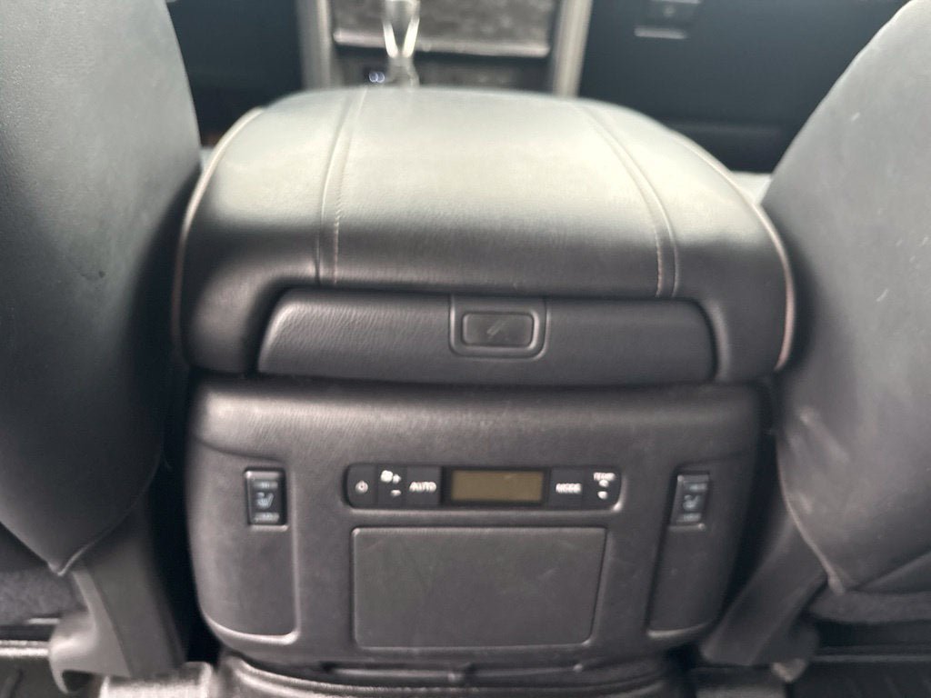 Used 2021 Nissan Armada Platinum w/ Captain's Chairs Package AWD/4WD image 28