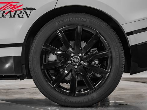 Used 2018 Land Rover Range Rover Velar R-Dynamic HSE image 20