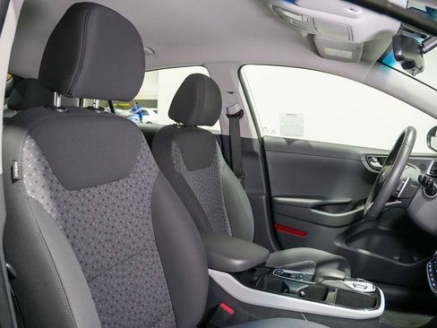 Used 2019 Hyundai Ioniq Electric FWD image 27