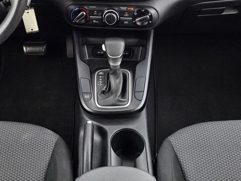 Certified 2023 Kia Soul LX w/ LX Technology Package FWD image 20